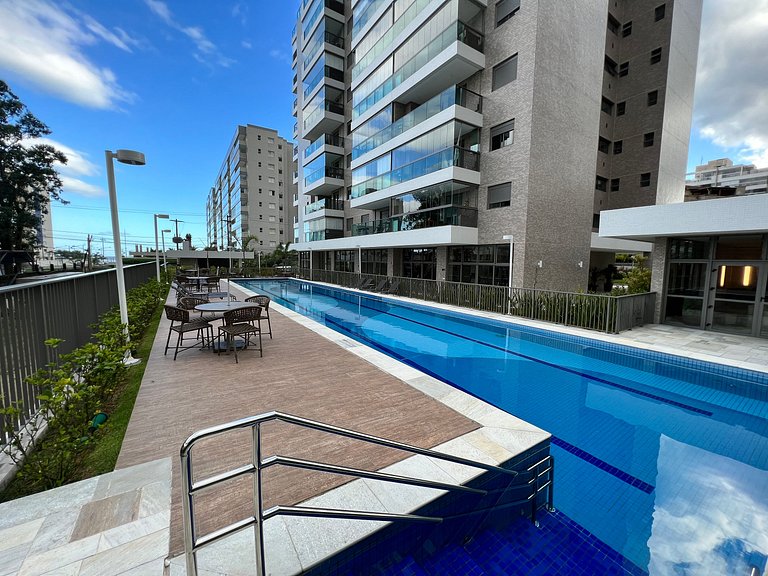 Ap em ResortClub com piscina e vista p/ o mar HM56