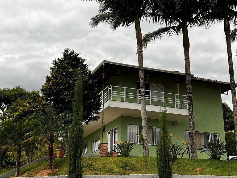 Home 1 | Casa c/ área gourmet e piscina em cond Mairinque