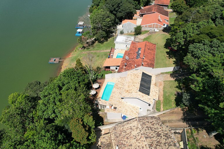 Home 1 | Casa com Piscina Aquecida e vista para represa em J