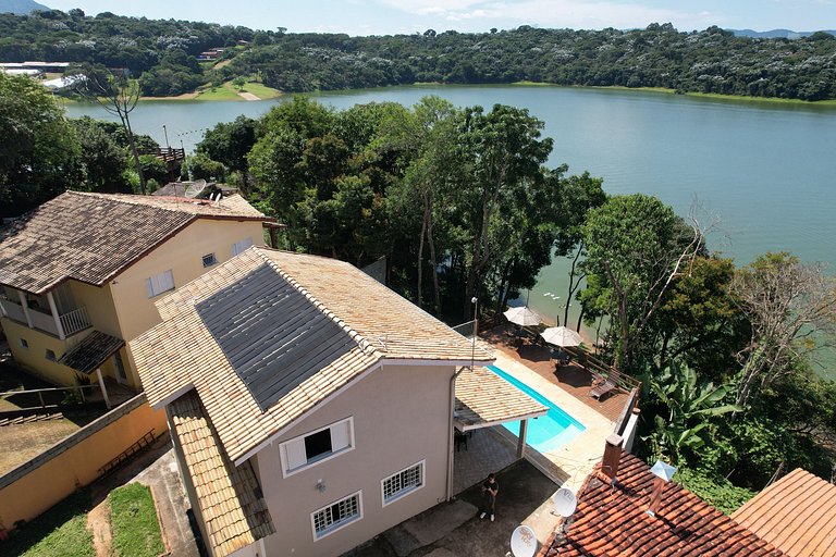 Home 1 | Casa com Piscina Aquecida e vista para represa em J