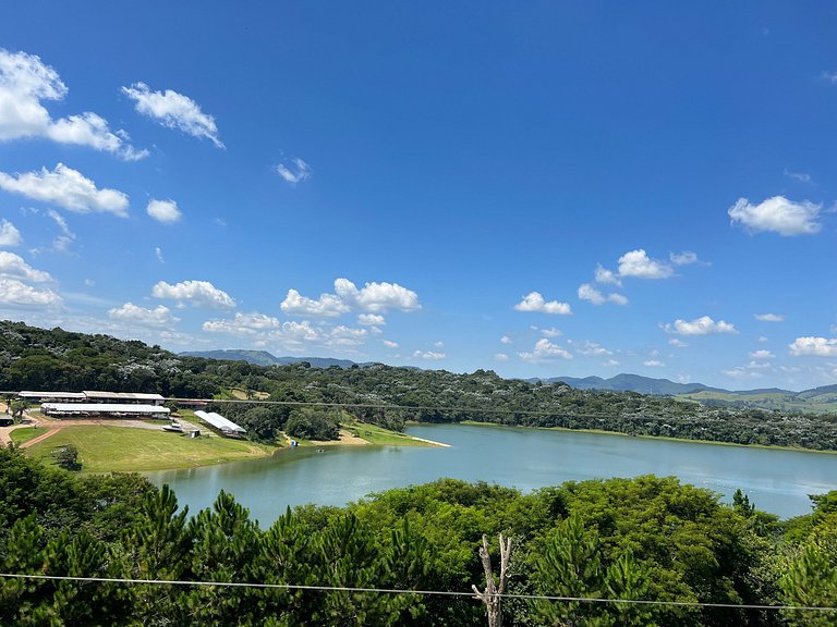 Home 1 | Casa com Piscina Aquecida e vista para represa em J