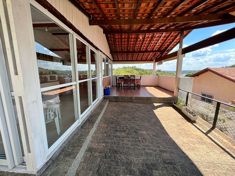 Home 2 | Casa com piscina e vista represa em Igaratá