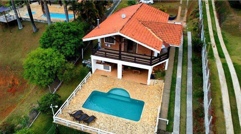 Home 2 | Casa com piscina e vista represa em Joanópolis