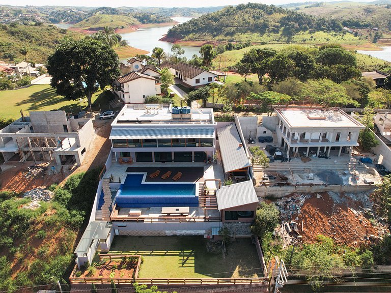 Home 3| Mansão com vista represa e piscina em Igaratá