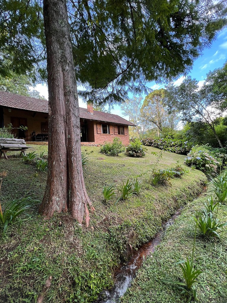 Home 5 |Casa com lareira e vista montanhas em Monte Verde