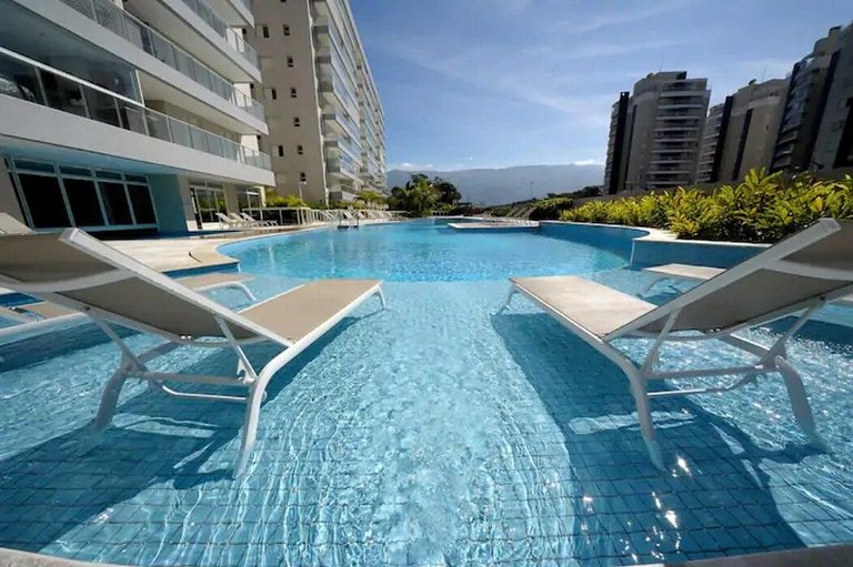 Home 9| Ap ResortClub com Piscina Aquecida em Bertioga